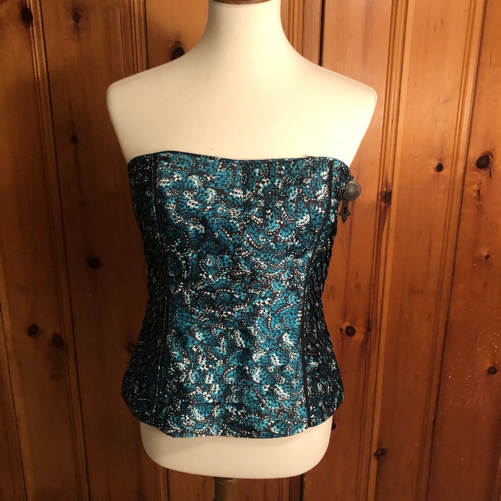 WHBM Woman's strapless top